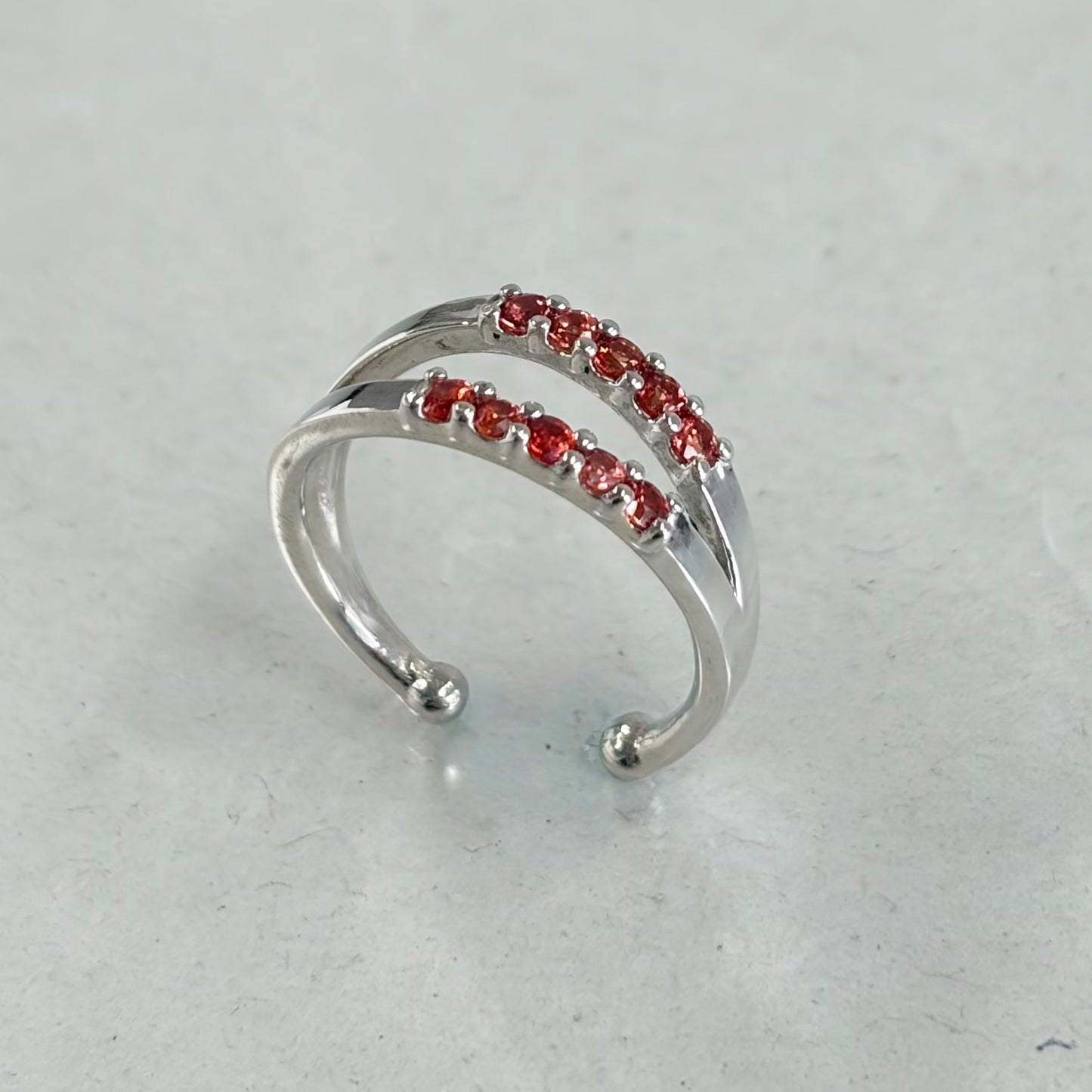 SV900(Pt) オレンジサファイア イヤーカフ