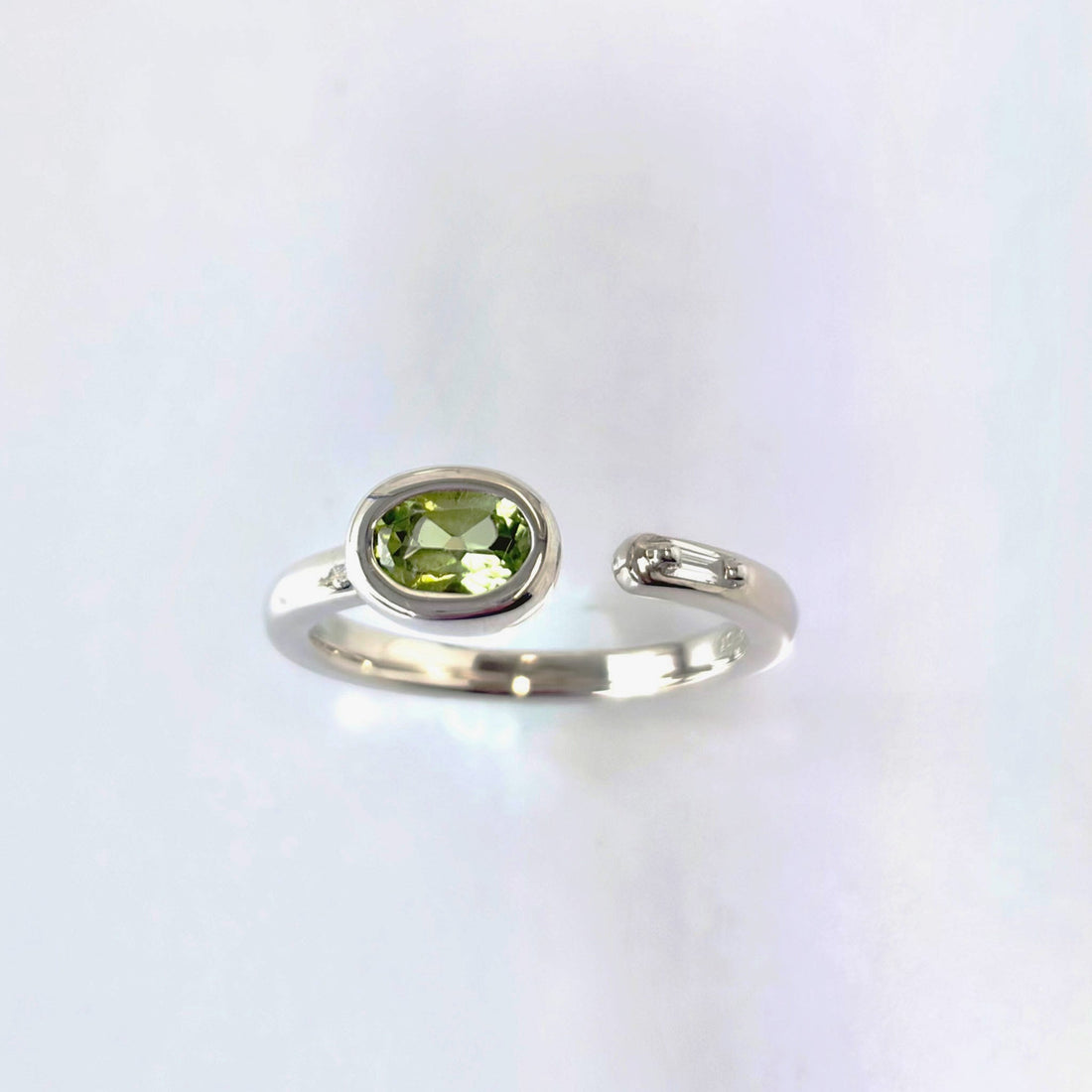 ペリドットとは？