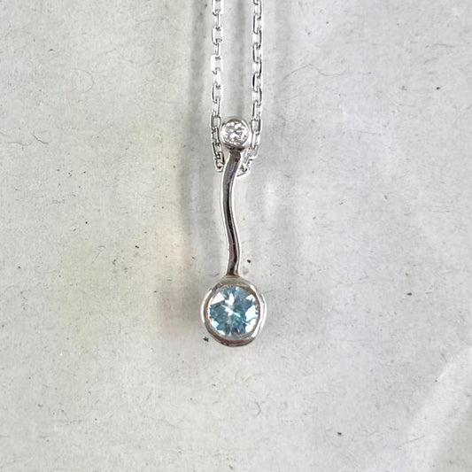 SV900(Pt)　チェーンSV925   ブルージルコン/ダイヤモンド0.01ct  ネックレス