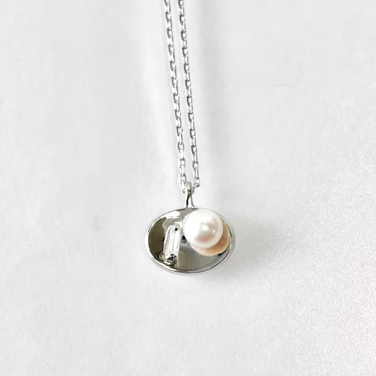 SV900(Pt)　チェーンSV925   パール/ダイヤモンド0.03ct  ネックレス