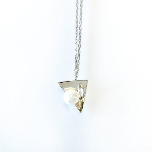 SV900(Pt)　チェーンSV925   パール/ダイヤモンド0.03ct  ネックレス