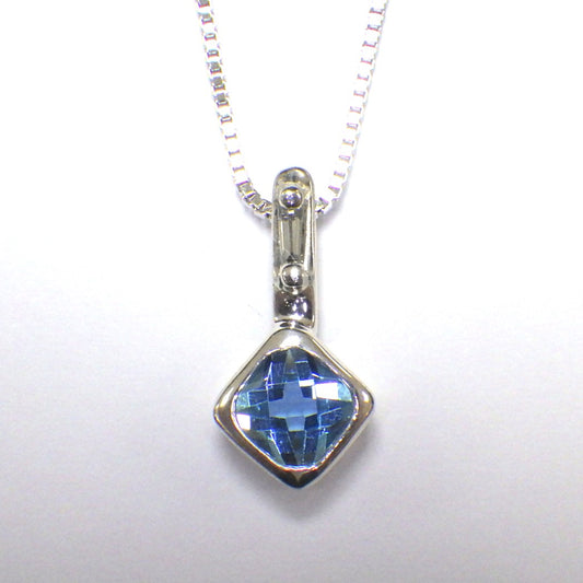 SV900(Pt)　チェーンSV925   スイスブルートパーズ/ダイヤモンド0.04ct  ネックレス