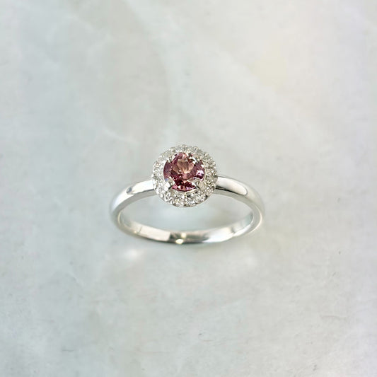 SV900(Pt)　マラヤガーネット/ダイヤモンド0.08ctリング