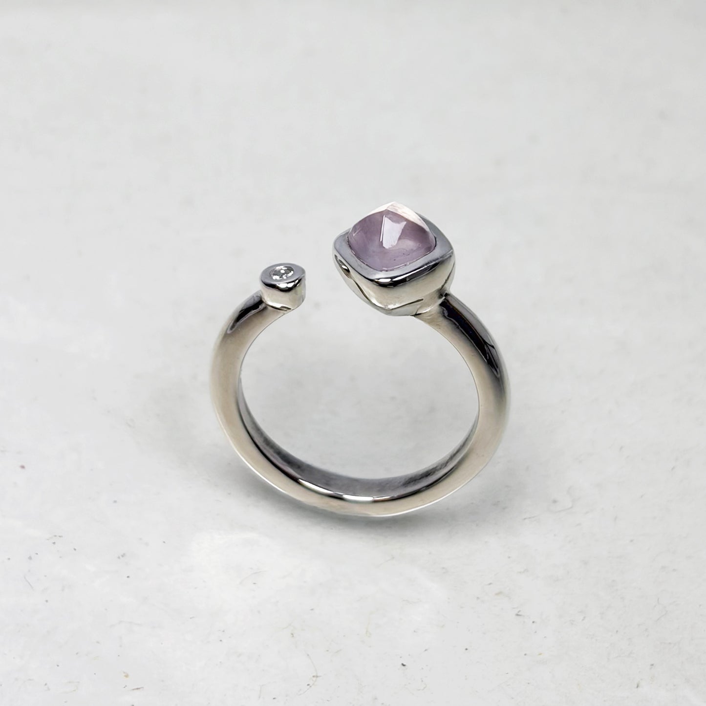 SV900(Pt)　ローズクォーツ/ダイヤリング