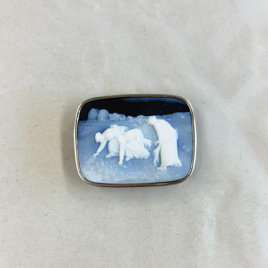 SV900(Pt)   ストーンカメオ　ブローチ