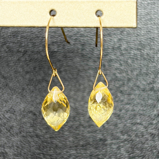 K10YG   シトリンピアス