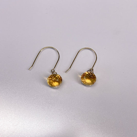 シトリンピアス