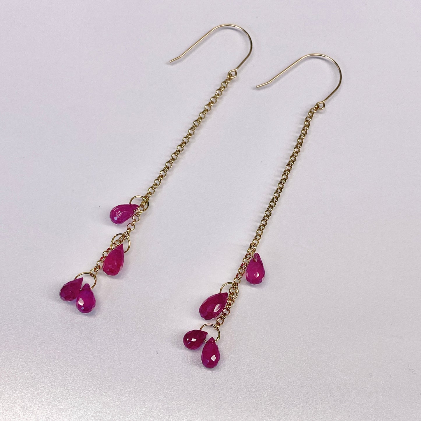 ピンクサファイアピアス