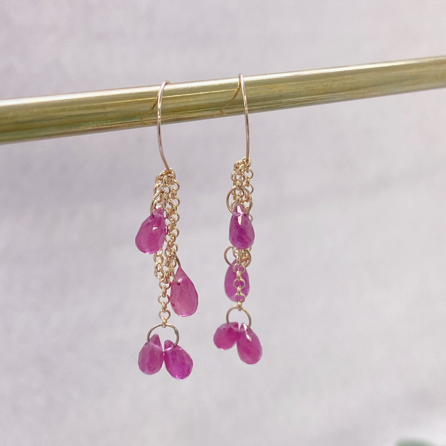 ピンクサファイアピアス