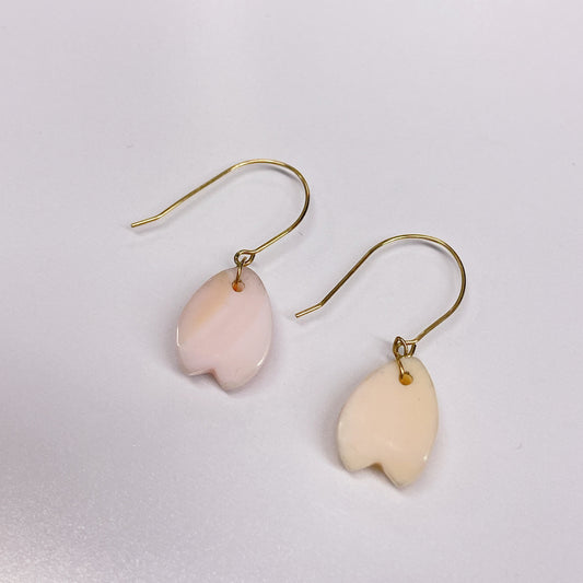 クィーンコンクシェルピアス