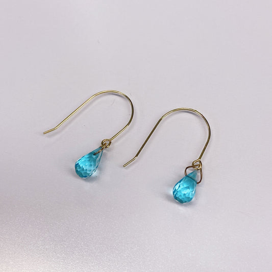 スイスブルートパーズピアス